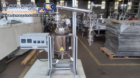 Reator encamisado de mdia presso para laboratrio em inox Metalquim 10 litros