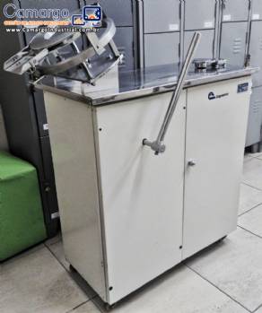 Encapsuladora semi-autom�tica Capsutec