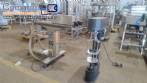 Envasadora com 2 bicos para l�quidos e rosqueadora de tampas pilfer