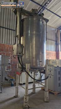 Tanque encamisado em aço inox com aquecimento a resistências 1800 litros