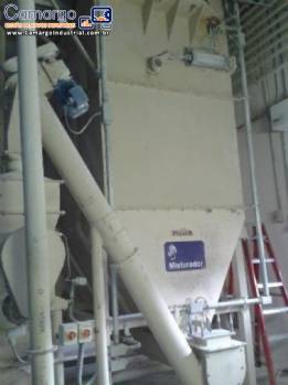 Sistema para recepção armazenagem e transporte de farinha Brasilos