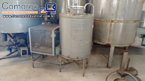 Tanque em a�o inox com refrigera��o aut�noma