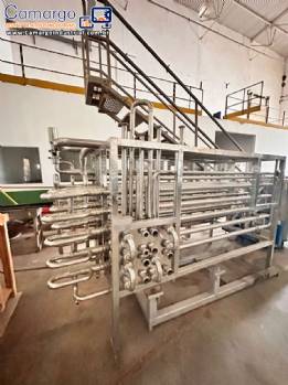 Pasteurizador tubular espiral em inox FAMONTE 3.500 litros por hora para polpa de frutas, sucos, produtos lácteos, laticínios Pasteurizador tubular espiral em inox FAMONTE 3.500 litros por hora para polpa de frutas, sucos, produtos lácteos, laticínios